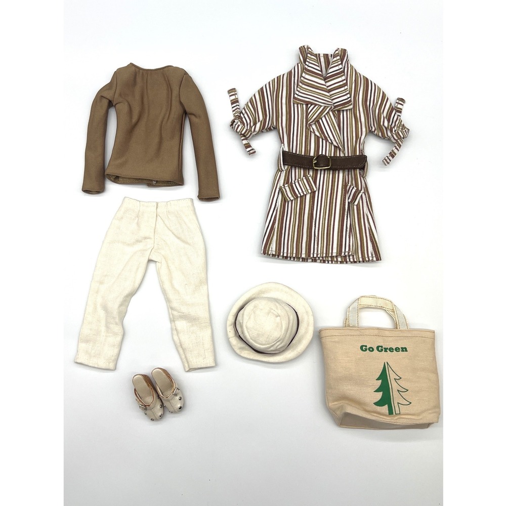 Tonner 16" Wentworth "Go Green" Outfit